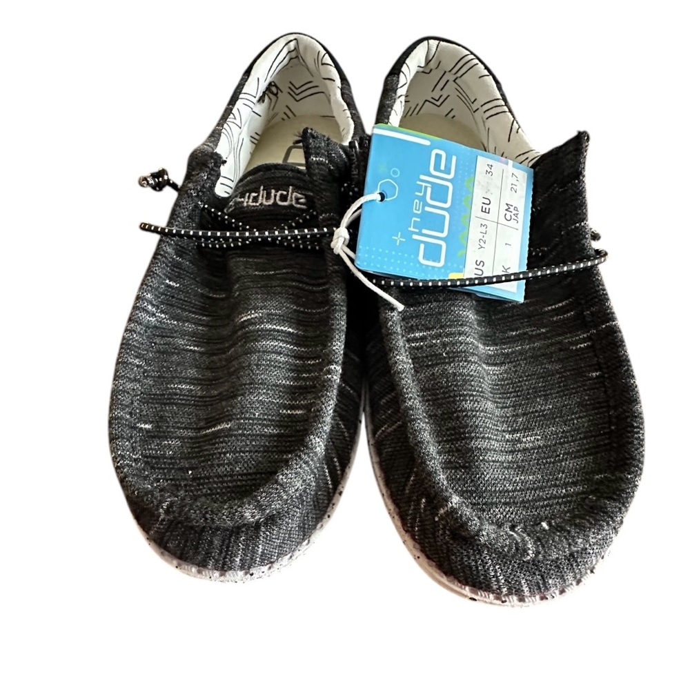 NWT‎ Hey Dude Unisex-Child Wally Stretch Shoes - Size Y2-L3